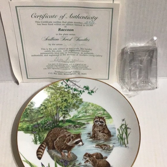 Collectible Plate - Picture 2 of 3